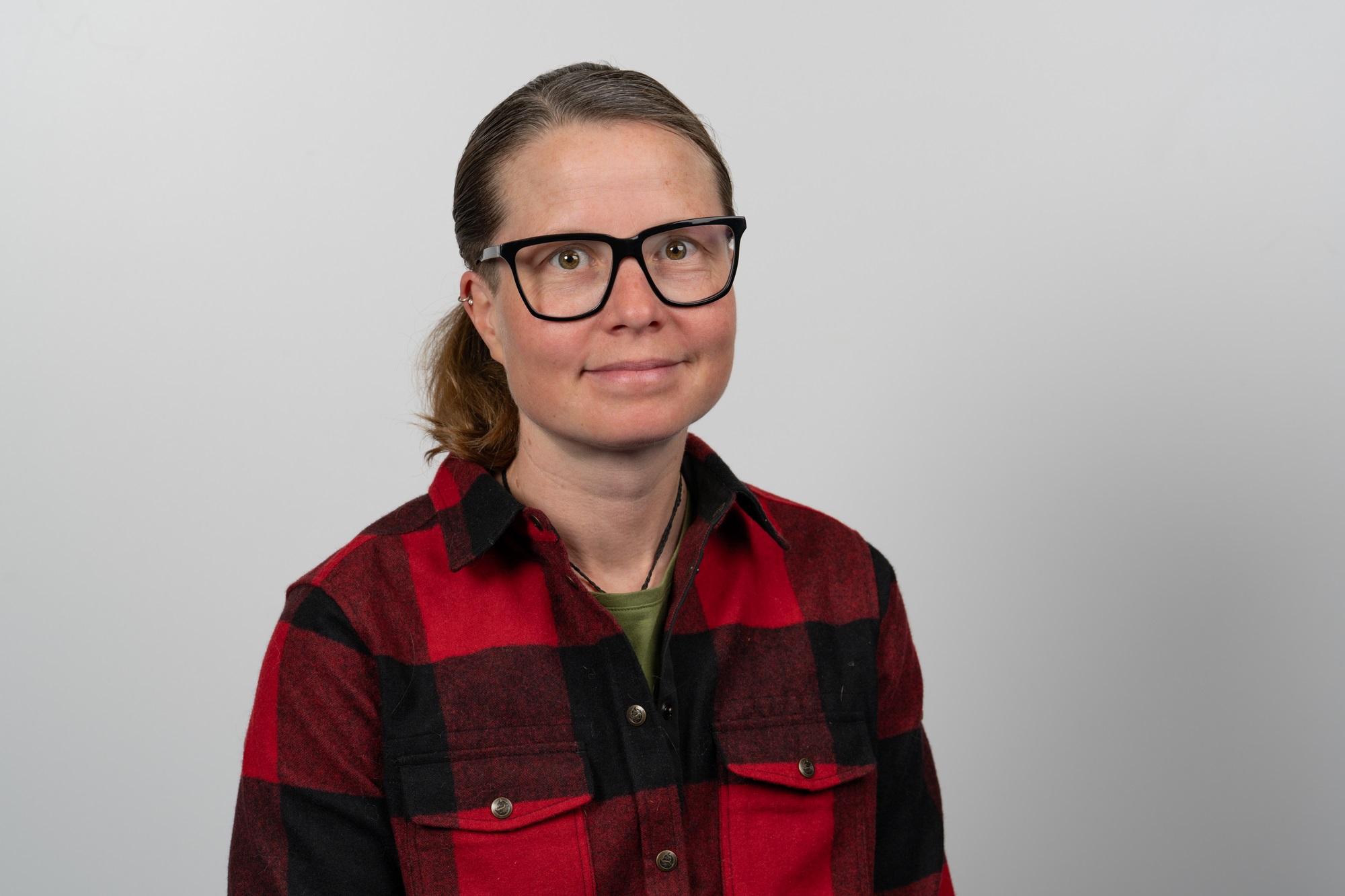 Ein Porträtbild von Anneke Hertig-Godeschalk.