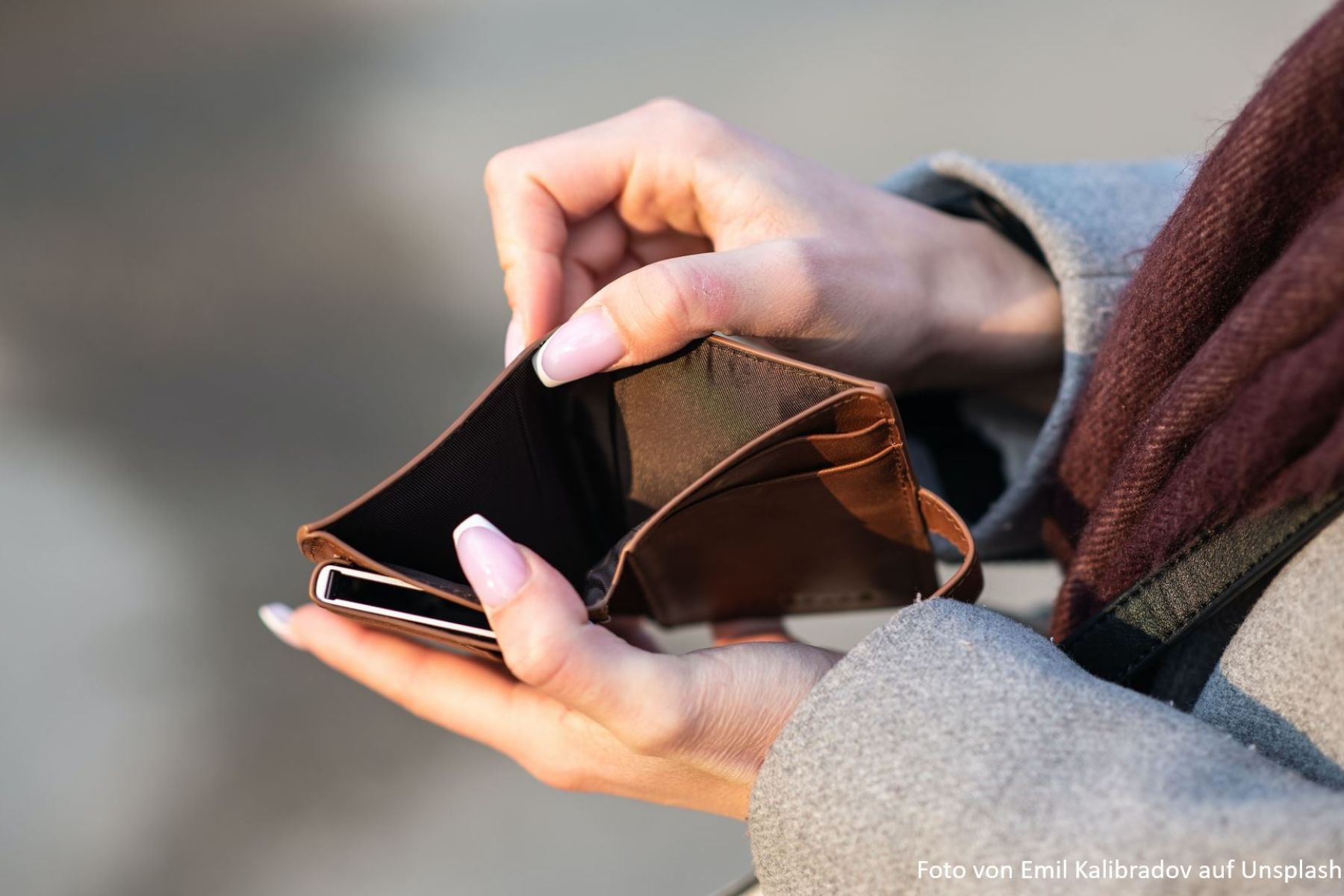 I problemi finanziari possono peggiorare lo stato di salute? Legami tra le condizioni socioeconomiche e la salute delle persone con lesione del midollo spinale